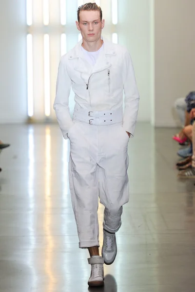 Look 21